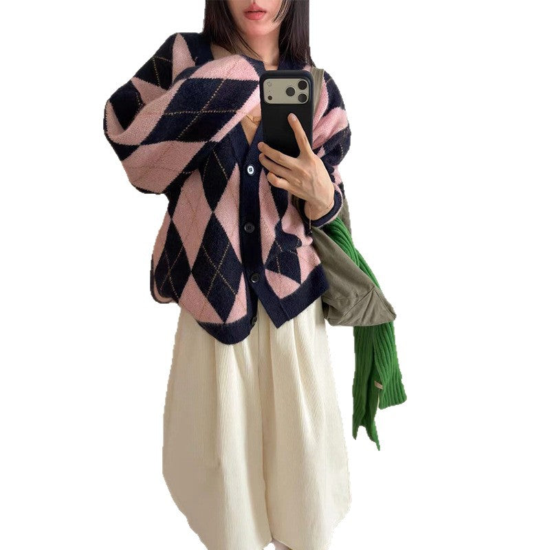 Color blocking diamond grid V-neck sweater