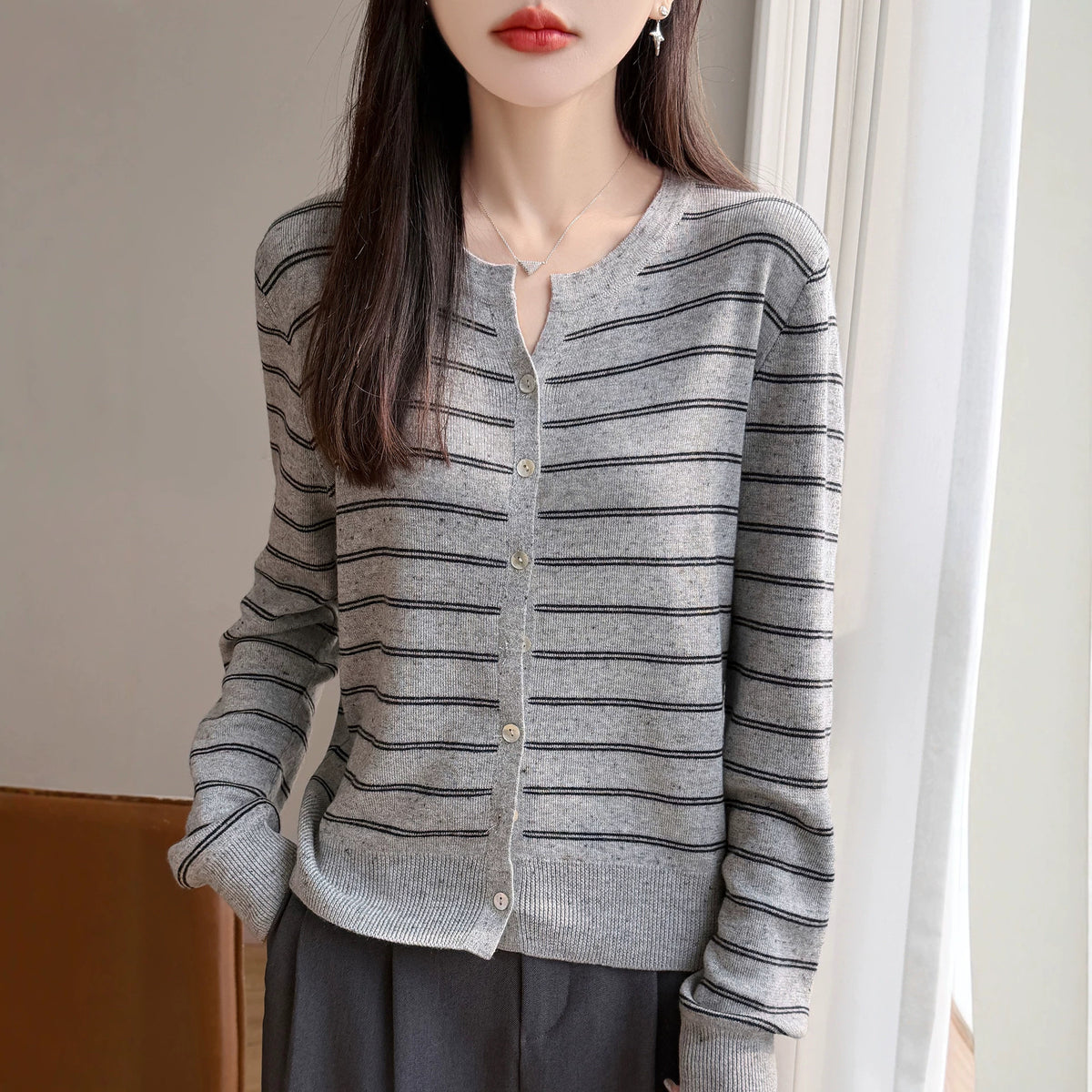 Women's Long Sleeve V-Neck Knit Cardigan Color Block Stripe Polka Dot Loose Fit Sweater Top