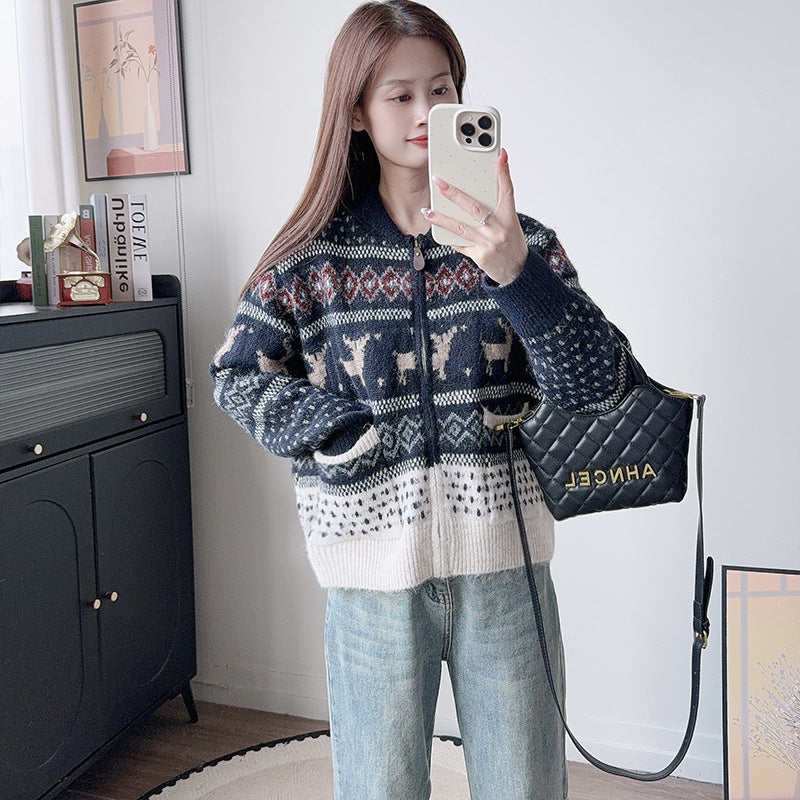 Loose collar sweater