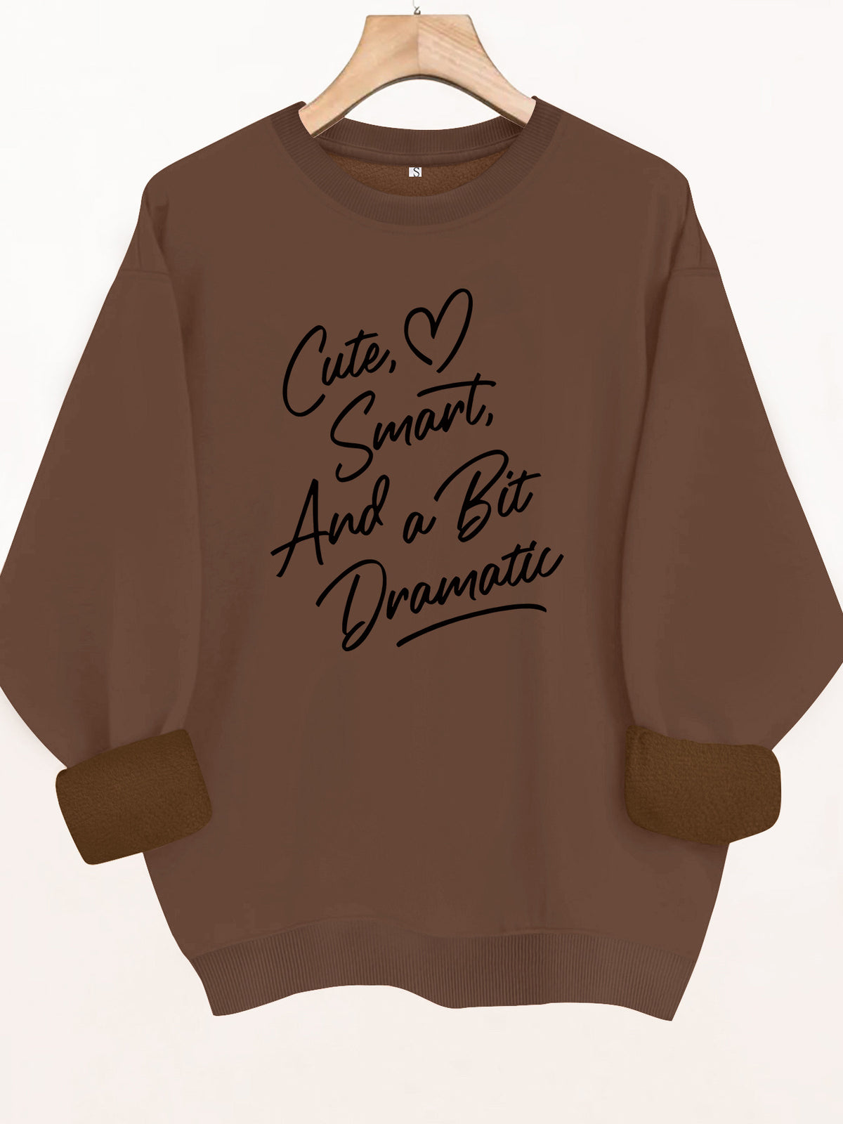 Smart and dramatic printed hoodie