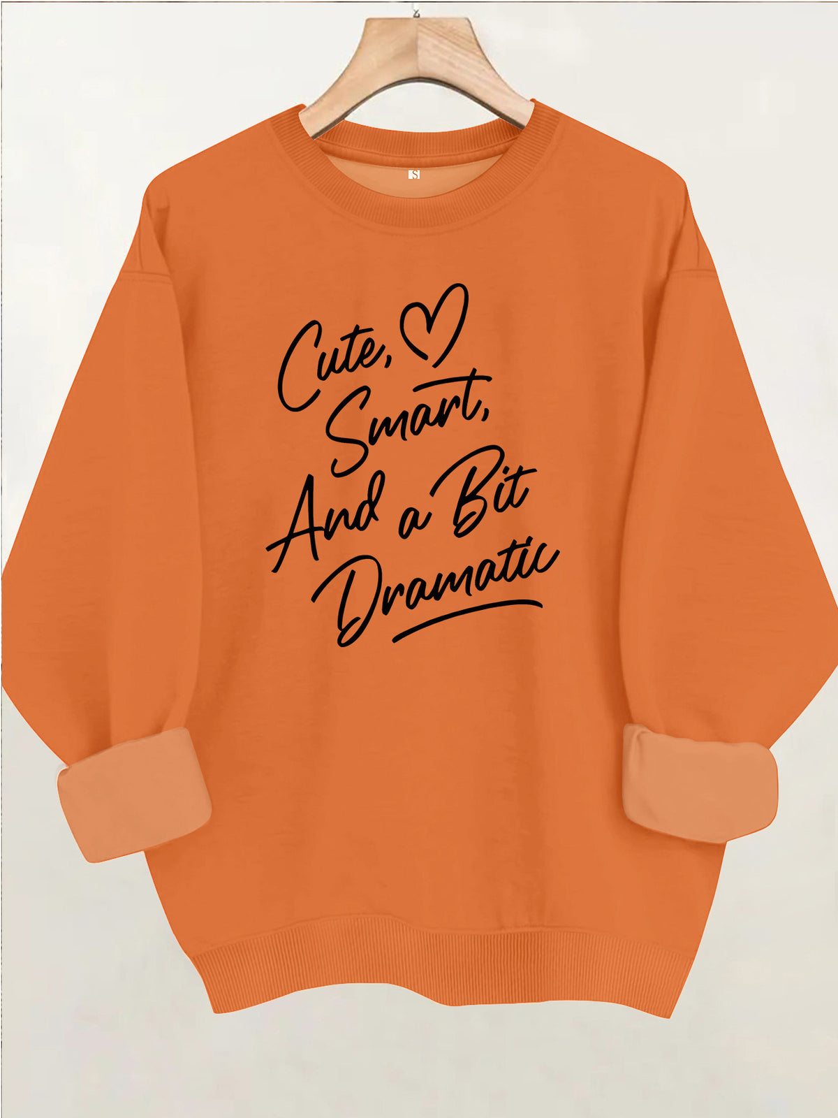 Smart and dramatic printed hoodie