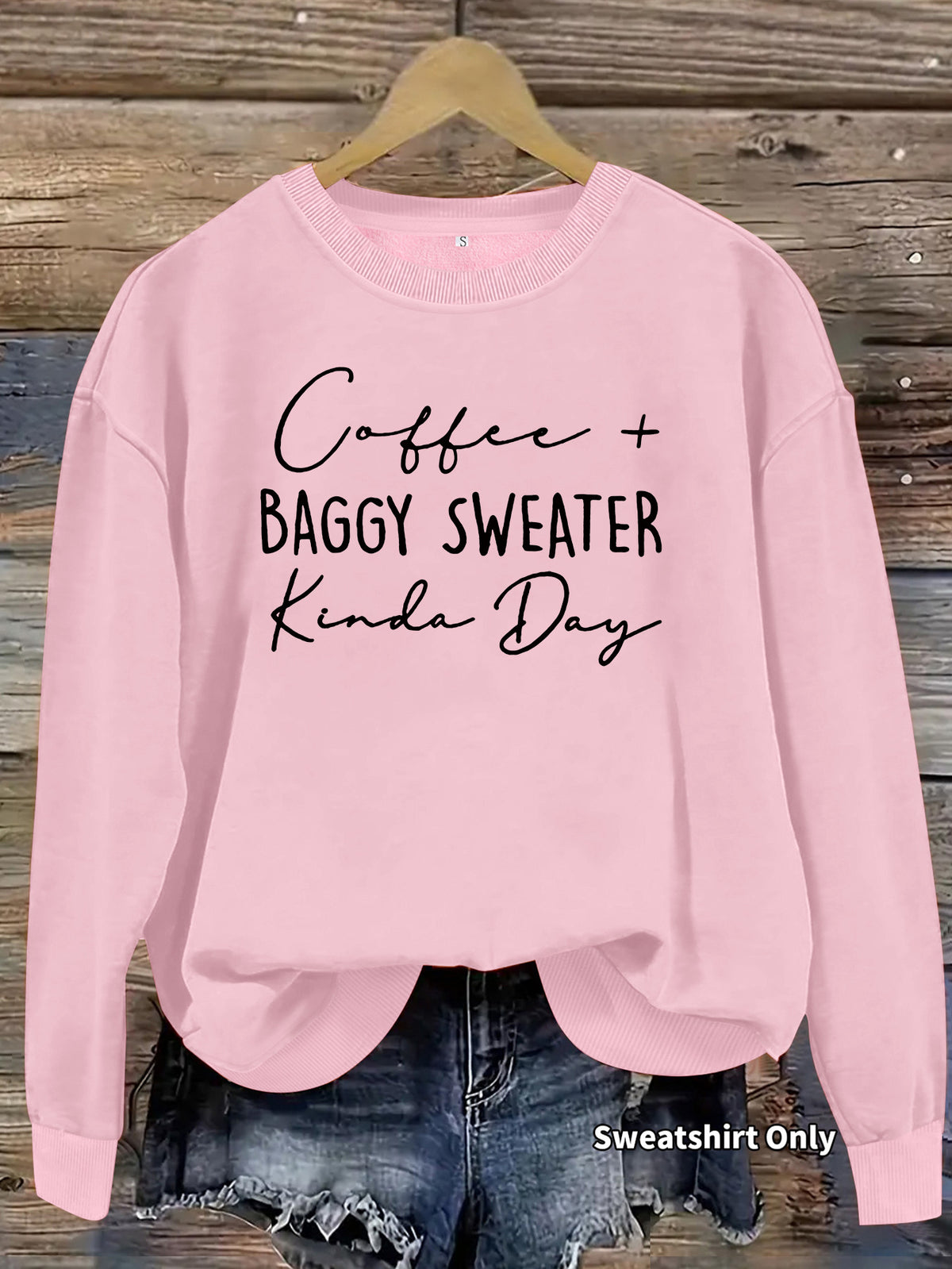 Letter printed round neck long sleeved sweatshirt