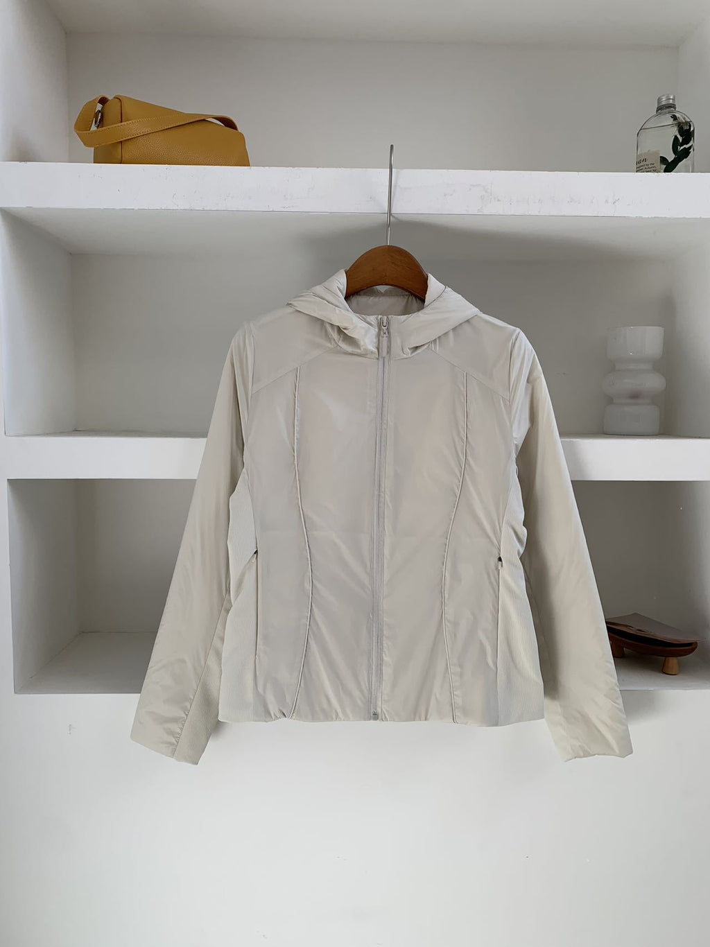 Winter Windproof Cotton Filled Zip Up Hooded Slim Fit Short Jacket