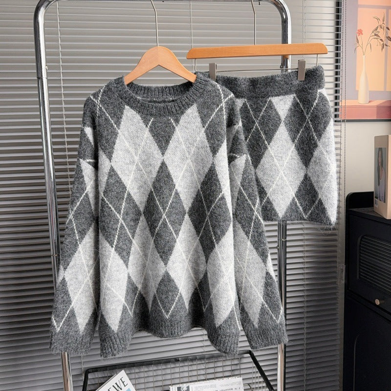 Color blocking diamond grid sweater set for women