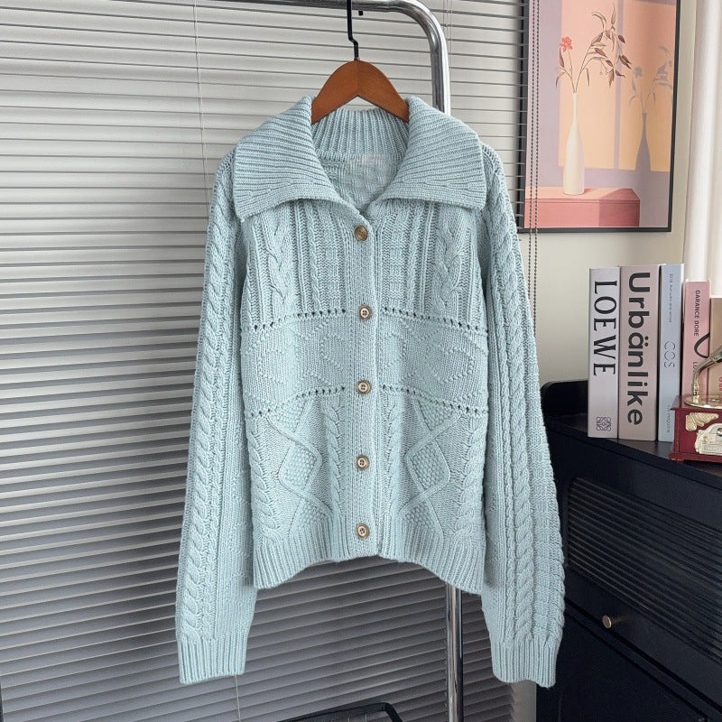 Collar long sleeved sweater