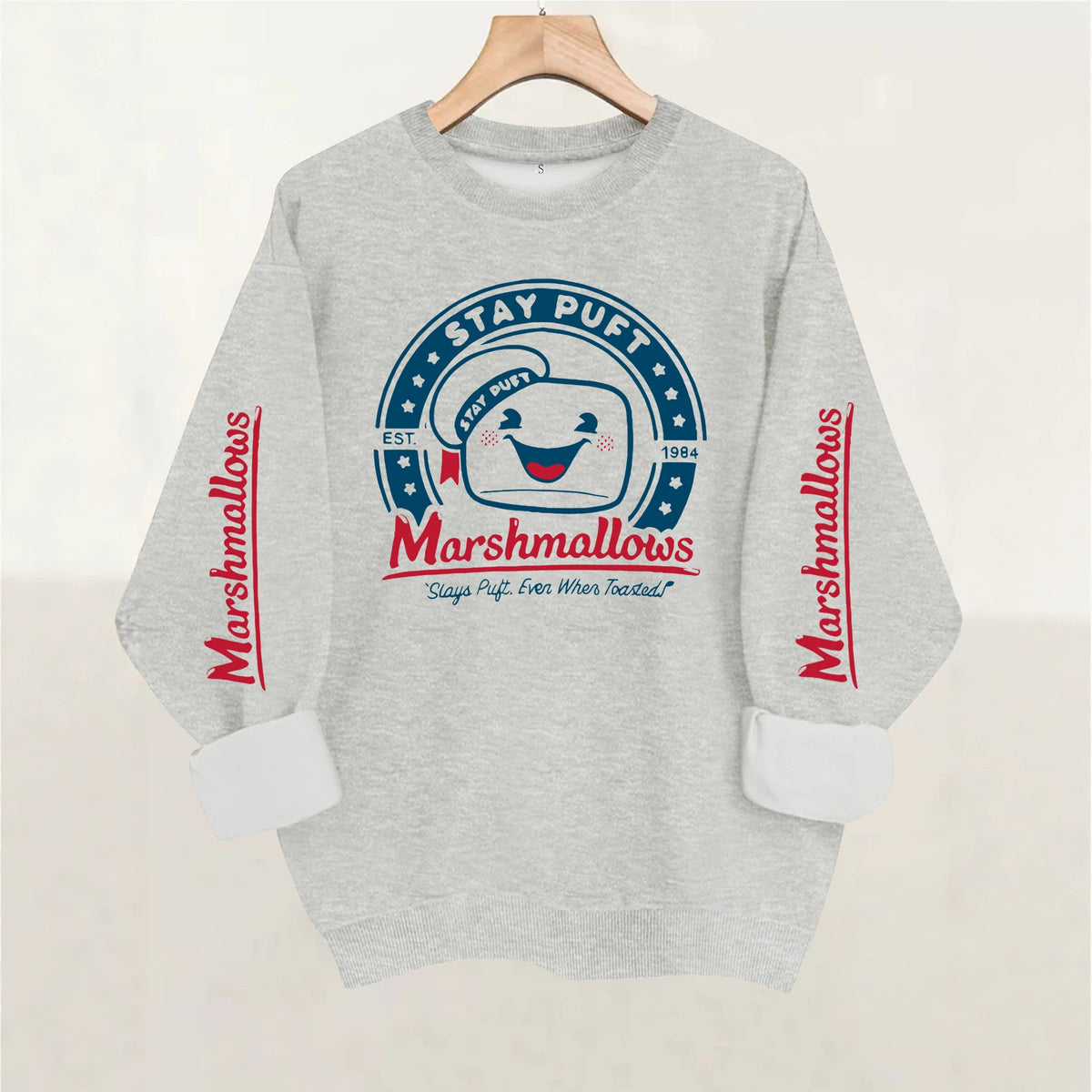 Round neck long sleeved sweatshirt, loose fit