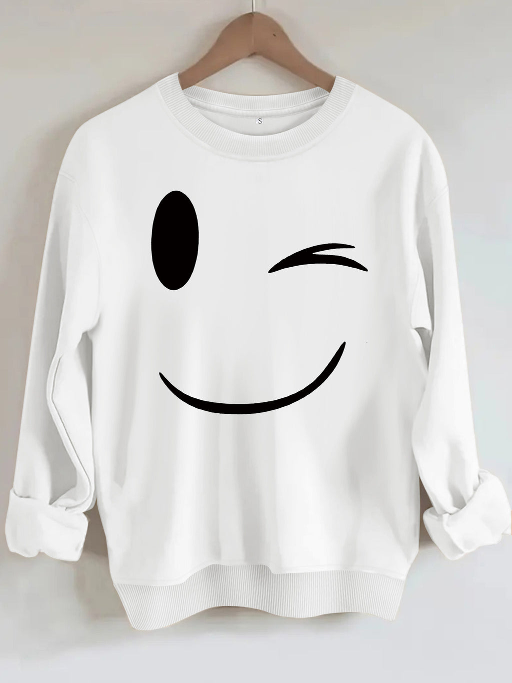 Round neck fleece hoodie